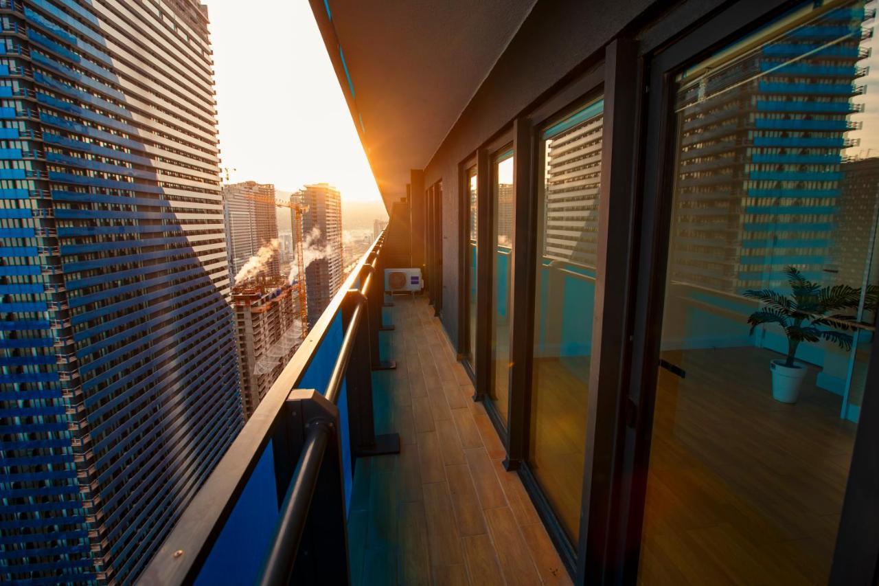 Orbi City Luxury Suite Batumi Exterior photo